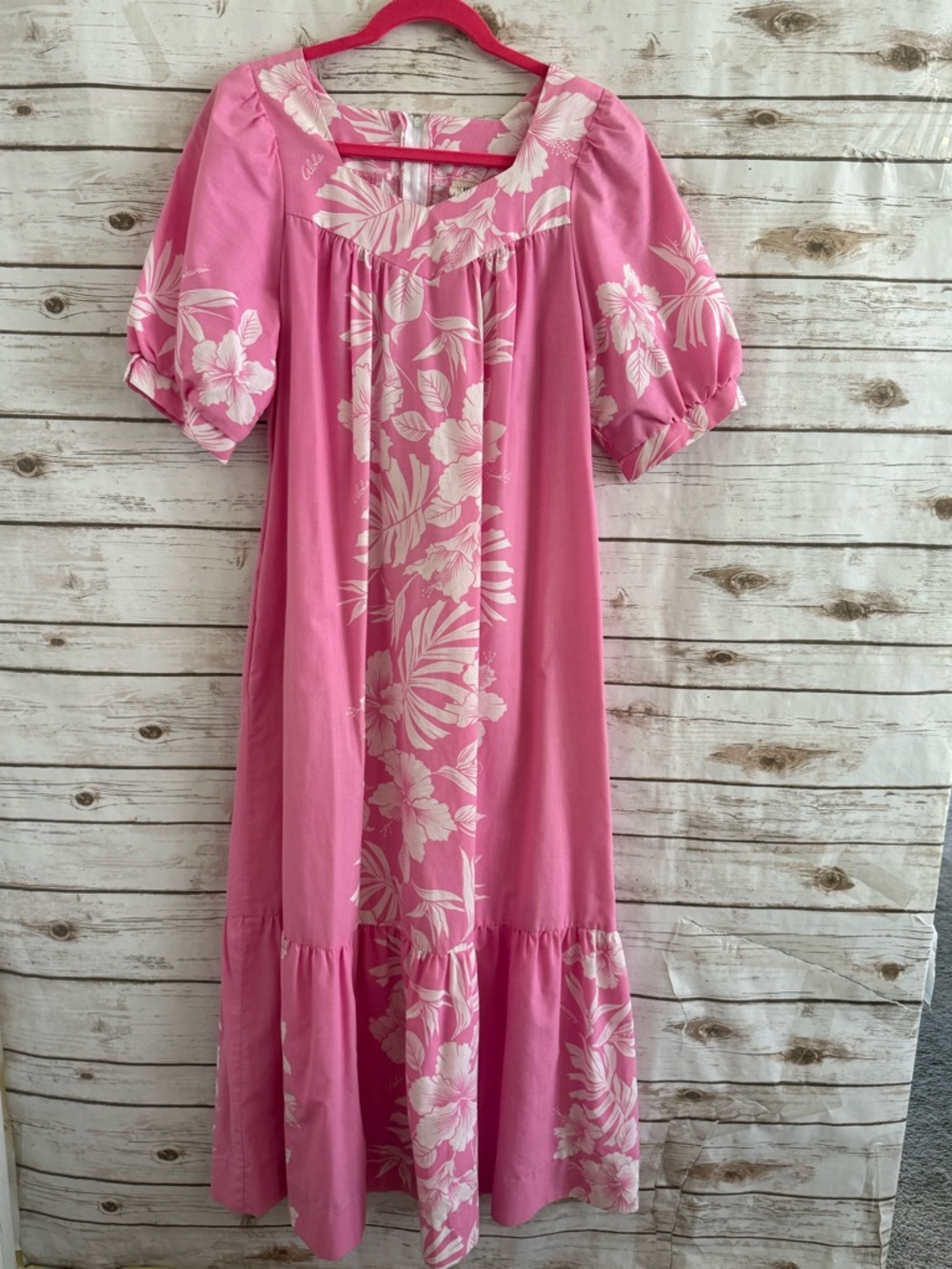 Royal Creations Hawaii Pink Floral Mumu Dress White Hawaiian Print Size Small